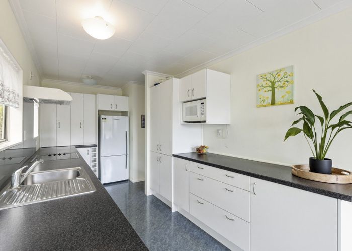  at 79 Queens Road, Glen Avon, New Plymouth, Taranaki