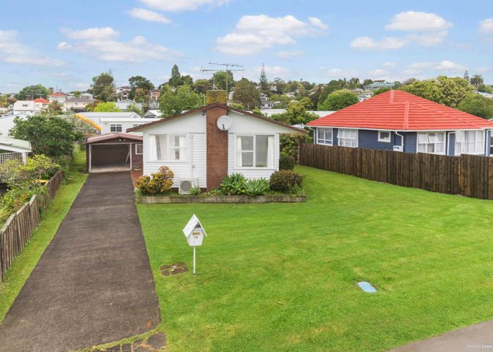 at 18 Lingfield Street, Glenfield, North Shore City, Auckland