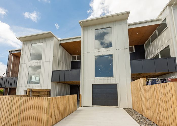  at 51 Woodridge Drive, Woodridge, Wellington, Wellington