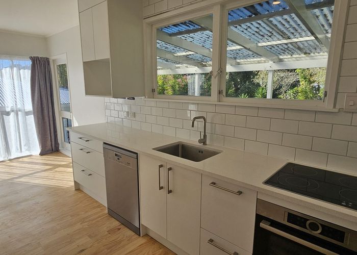  at 5 McPhail Street, Birkdale, North Shore City, Auckland