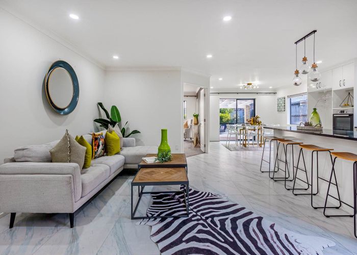  at 11 Buncrana Place, Pinehill, Auckland