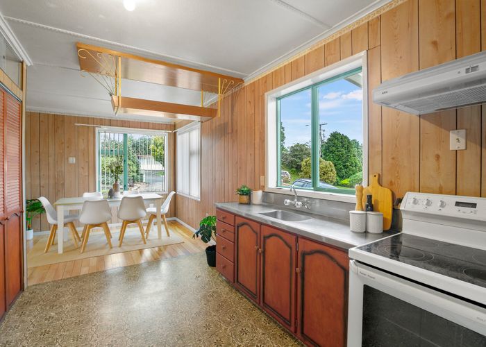  at 5 Endeavour Street, Marfell, New Plymouth