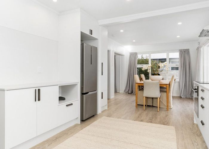  at 144 Wairakei Road, Bryndwr, Christchurch