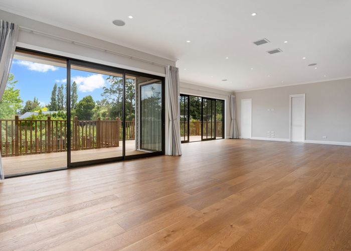  at 17 Churchouse Road, Greenhithe, Auckland