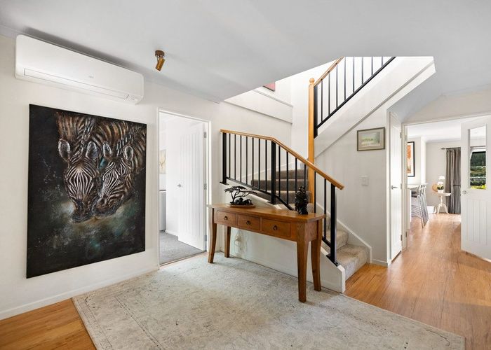  at 62 Oregon Drive, Kelvin Heights, Queenstown