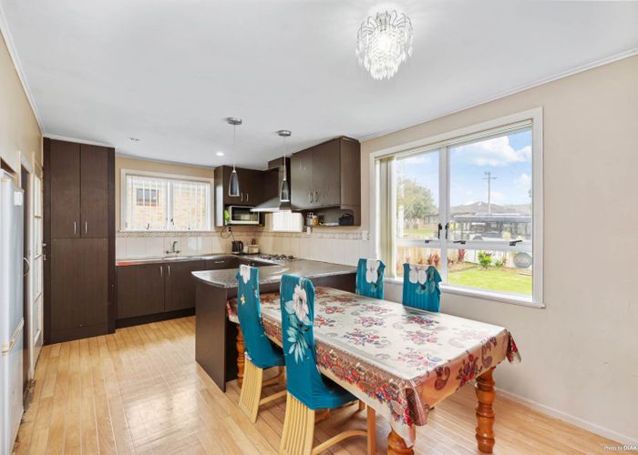  at 93 Park Avenue, Papatoetoe, Auckland