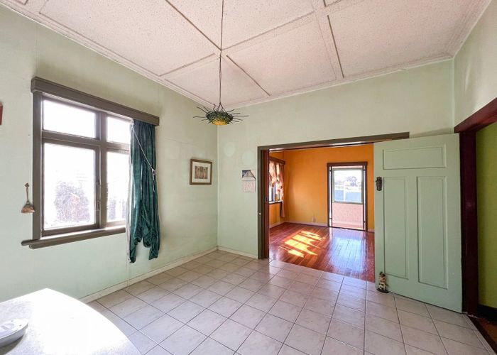  at 16 Rimu Street, New Lynn, Waitakere City, Auckland