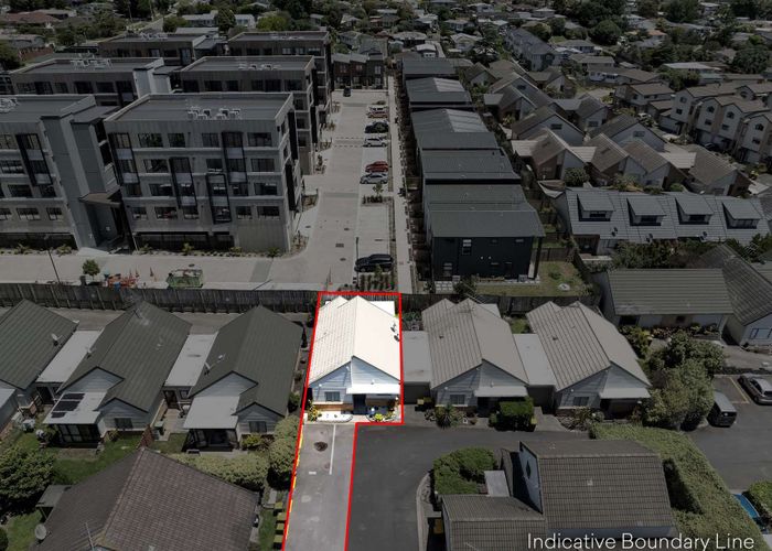 at 144/172 Mcleod Road, Te Atatu South, Auckland