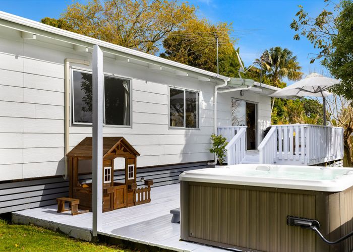  at 2/46 Holbrook Street, Blockhouse Bay, Auckland City, Auckland