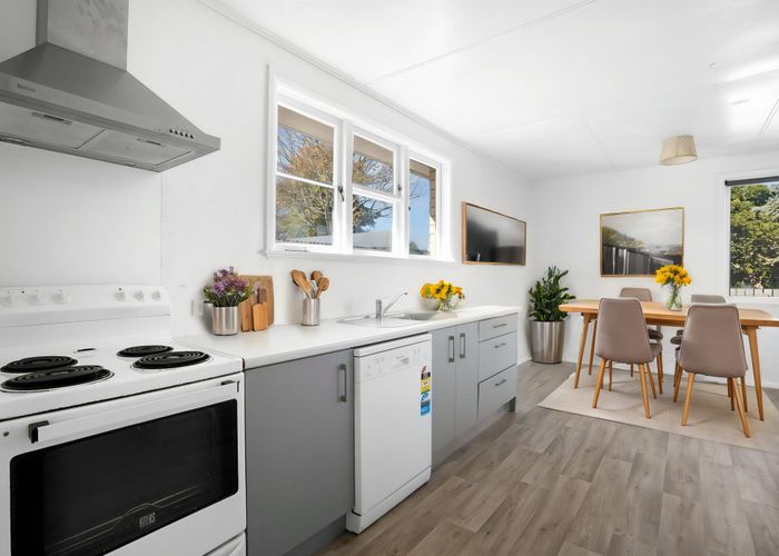  at 2 Kenney Crescent, Fairfield, Hamilton, Waikato