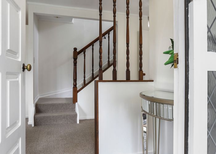  at 2/11 Basilton Close, Bucklands Beach, Auckland