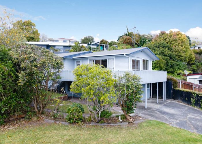  at 28 North East Drive, Northcross, North Shore City, Auckland