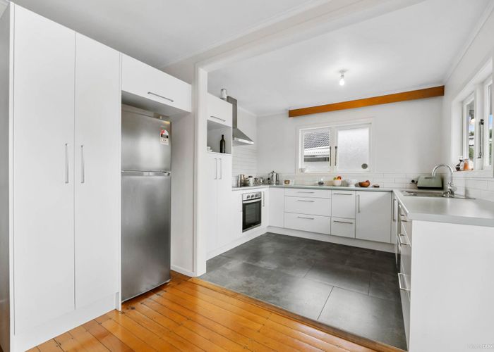  at 37 Titoki Street, Te Atatu Peninsula, Auckland