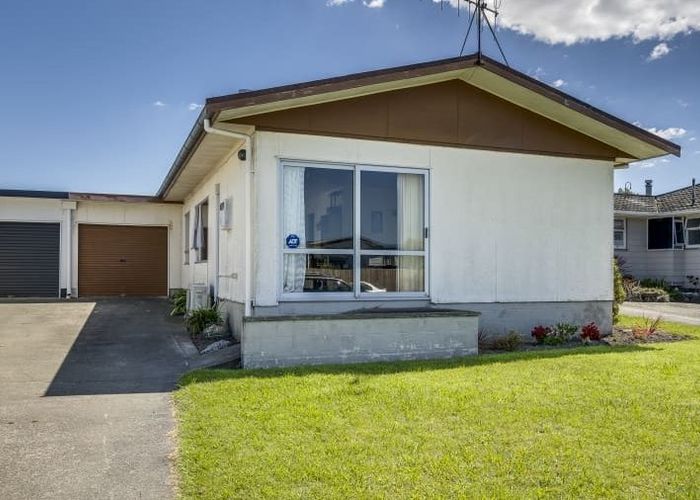  at 20 Freyberg Avenue, Tamatea, Napier