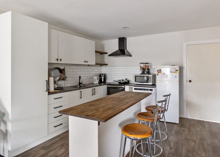  at 14 Thomas Street, West End, Timaru