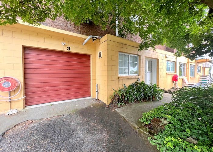  at 3/1243 Victoria Street, Whitiora, Hamilton
