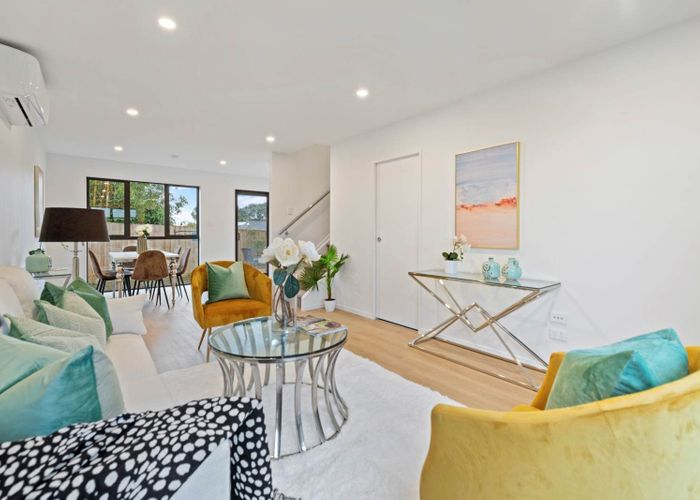  at Lot 8/15 Oakland Avenue, Papatoetoe, Manukau City, Auckland