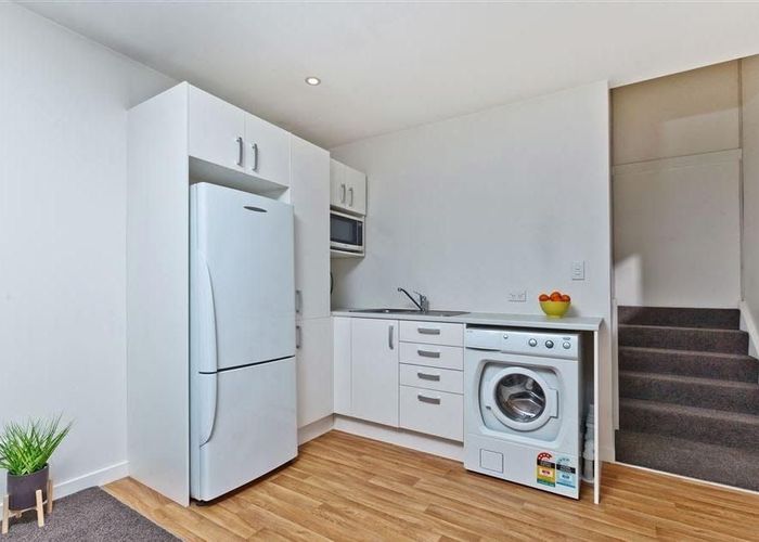  at 23 Catalina Crescent, Forrest Hill, North Shore City, Auckland
