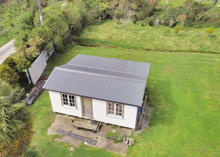 For sale 9 Sunderland Street Waimangaroa, Waimangaroa, Buller, West