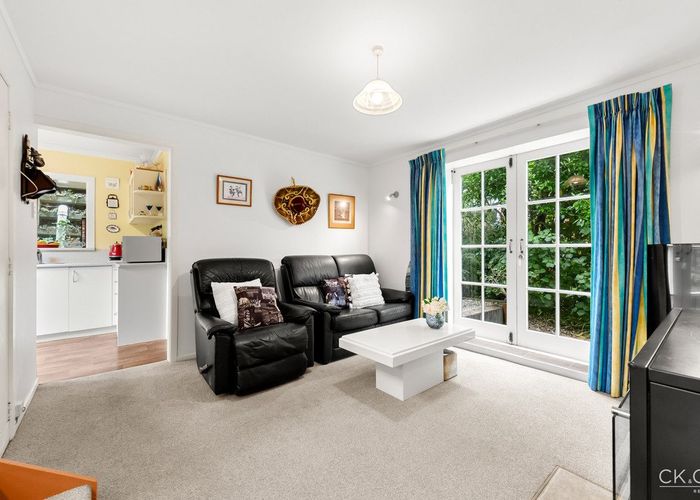  at 239a Whites Line East, Waiwhetu, Lower Hutt, Wellington