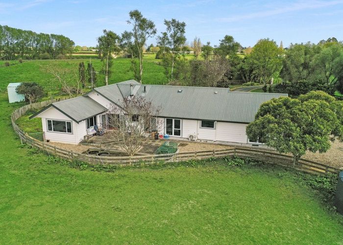  at 39 Pickering Road, Tamahere, Hamilton