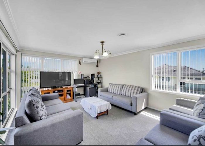  at 19 Ivon Road, Otara, Auckland