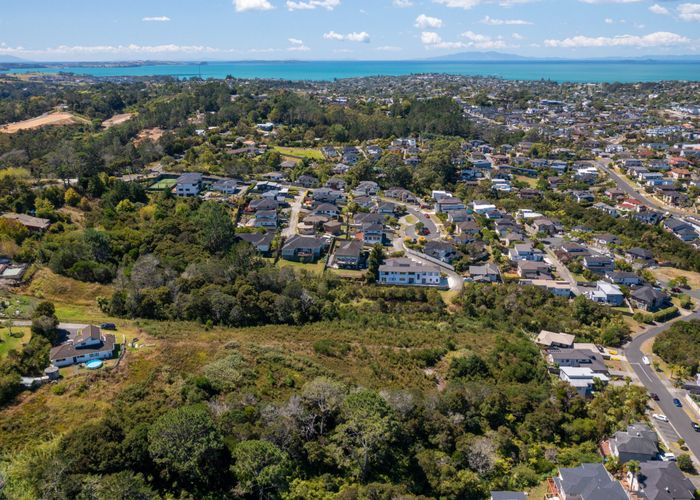  at 95 Lonely Track Road, Fairview Heights, North Shore City, Auckland