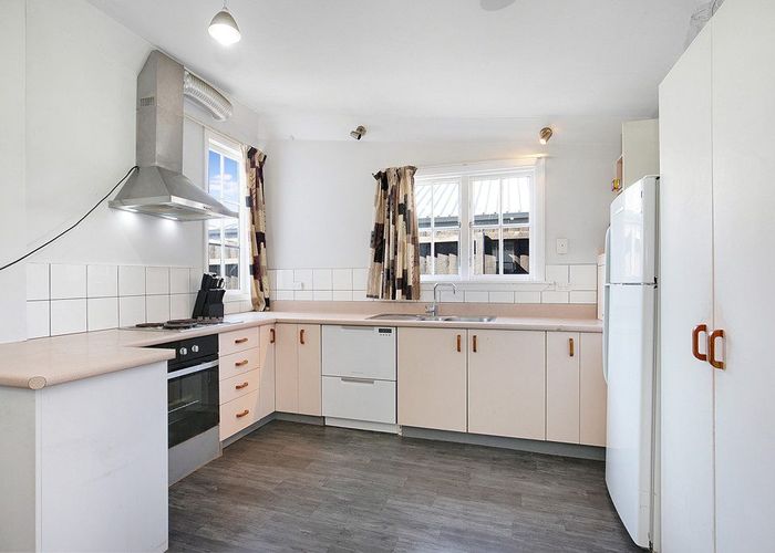  at 1/27 Wrights Road, Addington, Christchurch