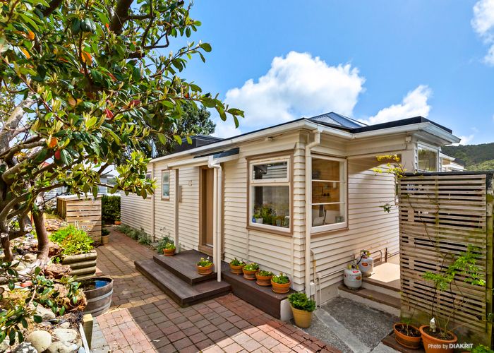  at 163A Totara Road, Miramar, Wellington