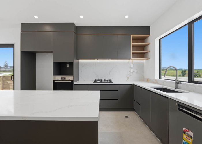  at Unit 1/97 Otuwairoa Esplanade, Papakura, Papakura, Auckland