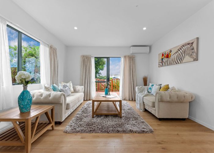  at 2/29 Bruce Road, Glenfield, North Shore City, Auckland