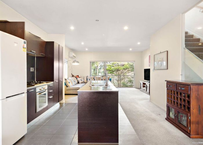  at 76C Edmonton Road, Henderson, Auckland