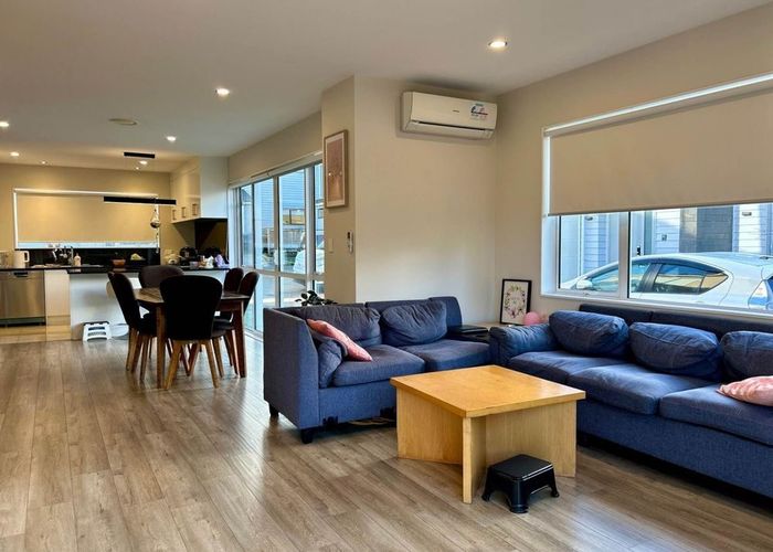  at 19 Fishwicke Lane, Albany, North Shore City, Auckland