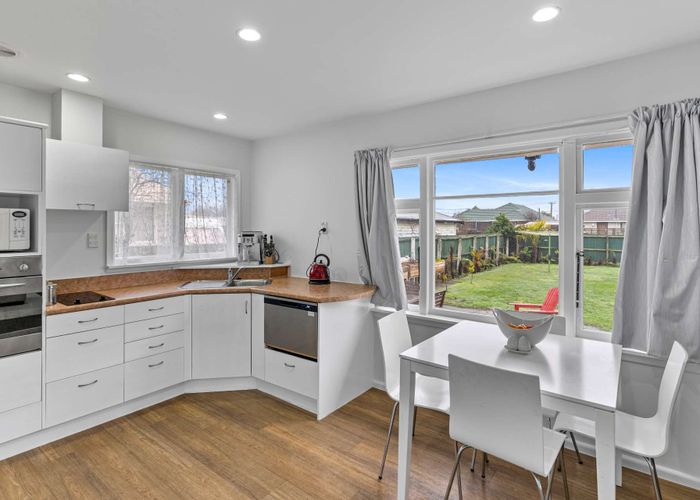  at 10 Carters Road, Aranui, Christchurch