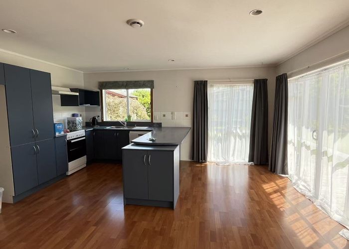  at 14 Adriatic Avenue, Henderson, Waitakere City, Auckland