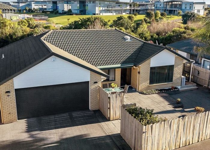  at 1/41 Glanworth Place, Dannemora, Auckland