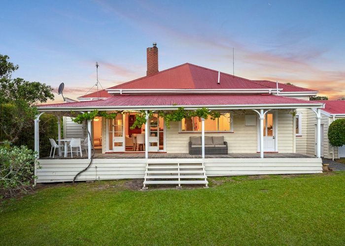  at 5 First Avenue, Stanley Bay, North Shore City, Auckland