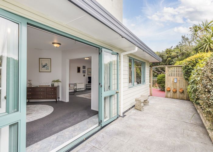  at 38 Landsdowne Terrace, Karori, Wellington
