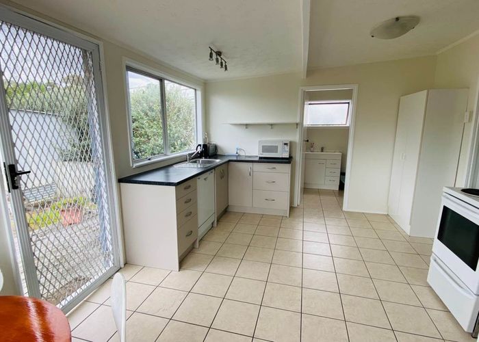  at 1/125 Brightside Road, Stanmore Bay, Rodney, Auckland