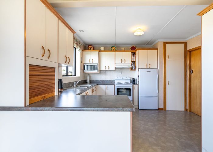  at 144 Derwent Crescent, Glengarry, Invercargill