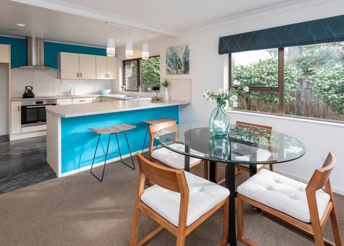  at 1/30 Galloway Crescent, Farm Cove, Auckland