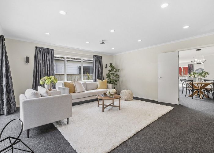  at 60 Airlie Road, Plimmerton, Porirua