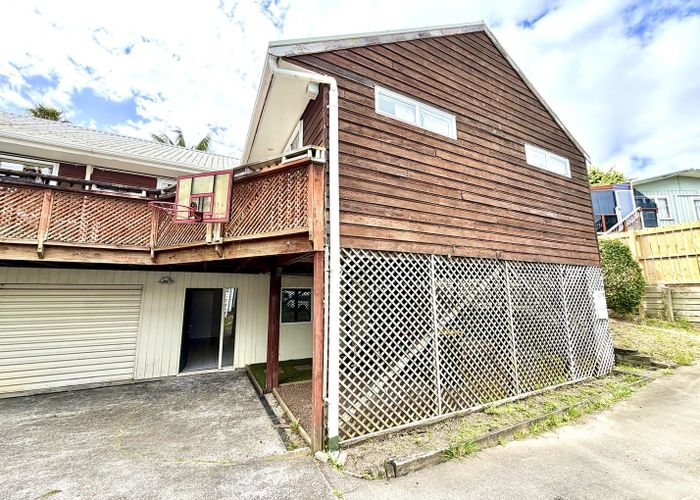  at 2/20 Reeves Road, Pakuranga, Manukau City, Auckland