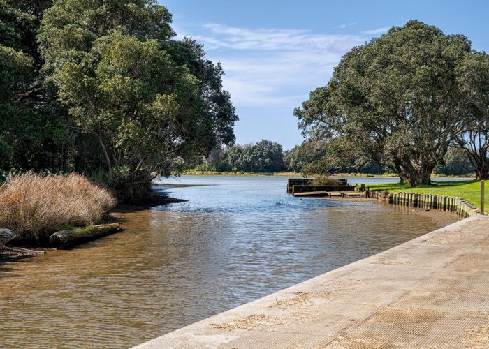  at 5 Pohutukawa Drive, Athenree, Waihi Beach