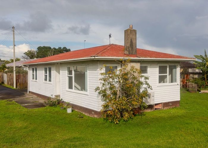  at Mangere East, Manukau City, Auckland