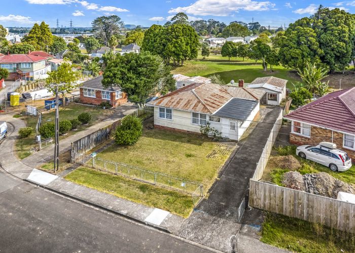  at 13 Julian Place, Otara, Manukau City, Auckland