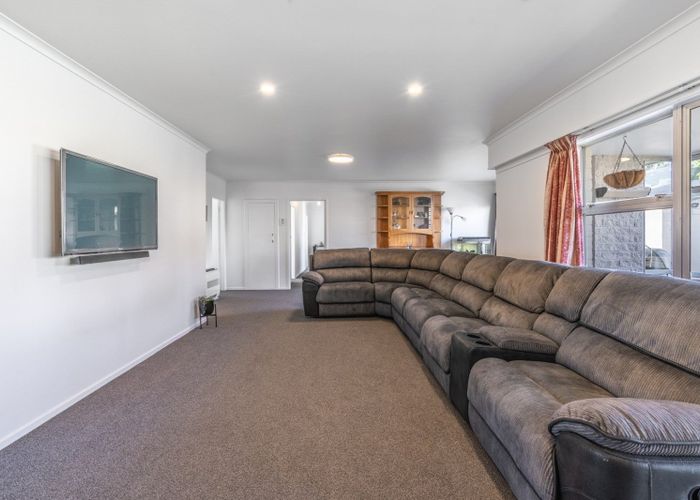  at 110 Kew Road, Kew, Invercargill