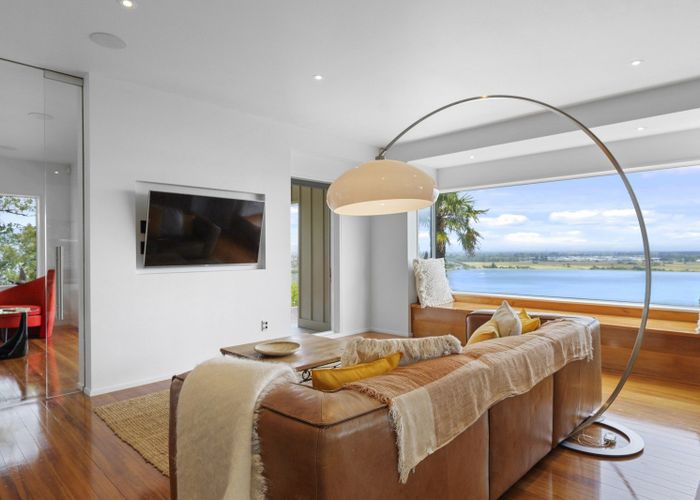  at 36 St Andrews Hill Road, Mount Pleasant, Christchurch City, Canterbury