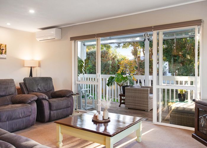  at 37 Charlotte Street, Stanmore Bay, Rodney, Auckland