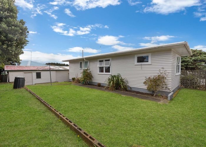  at 3 Glenn Street, Castlecliff, Whanganui